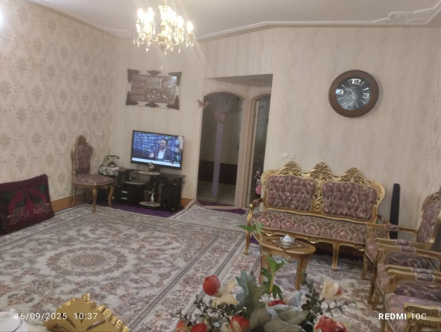 آپارتمان 85متری سه طبقه یک جا