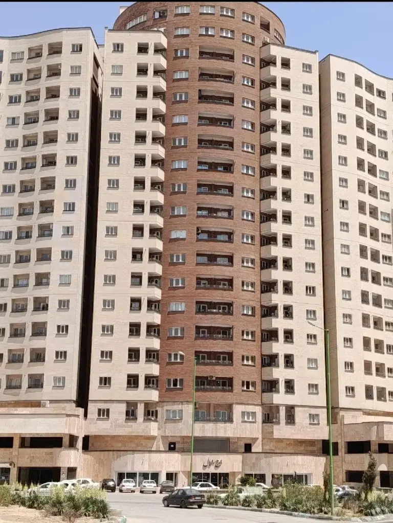آپارتمان کشوری برج رویال