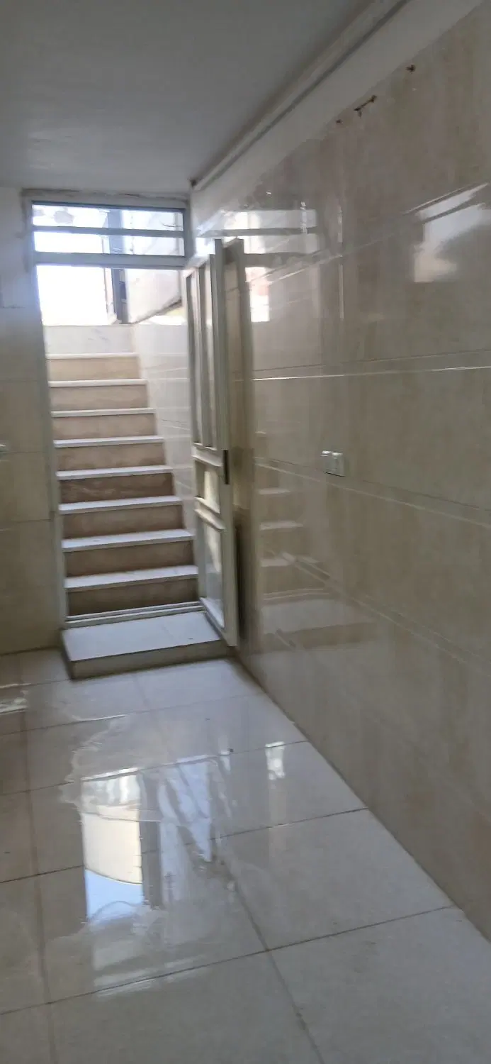 زیرزمین جهت اجاره خیاطی ارایشگاه زنانه