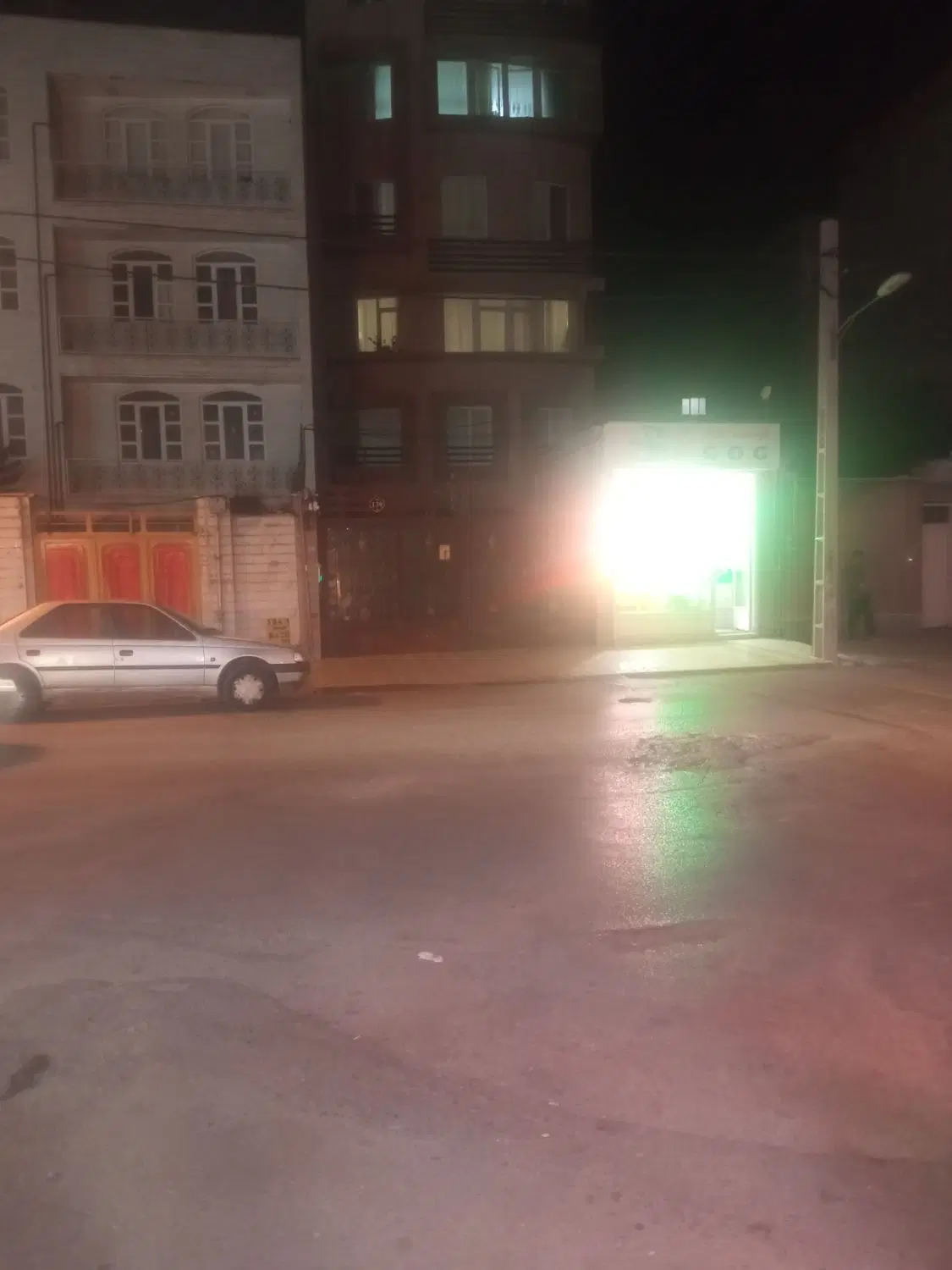 واحد علی آباد پشت هتل مهدی
