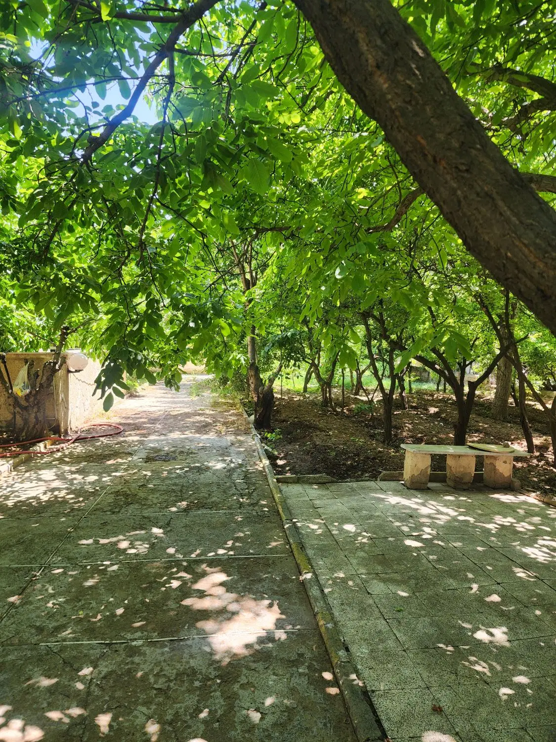 ۱۰۰۰ متر ویلا باغ ۷۵ متر بنا کوهسار کردان تهاتر