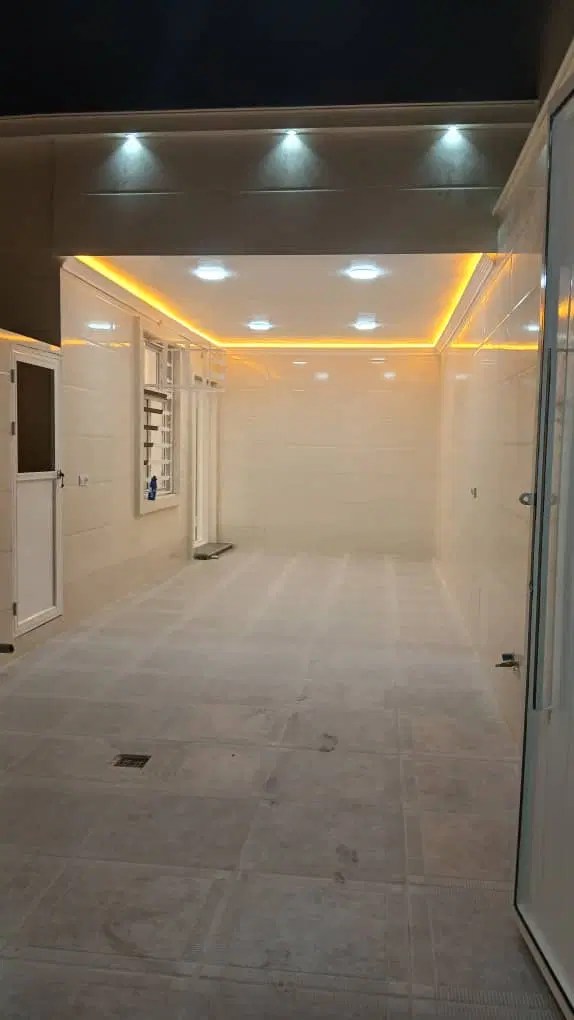 فروش همکف و طبقه بالا