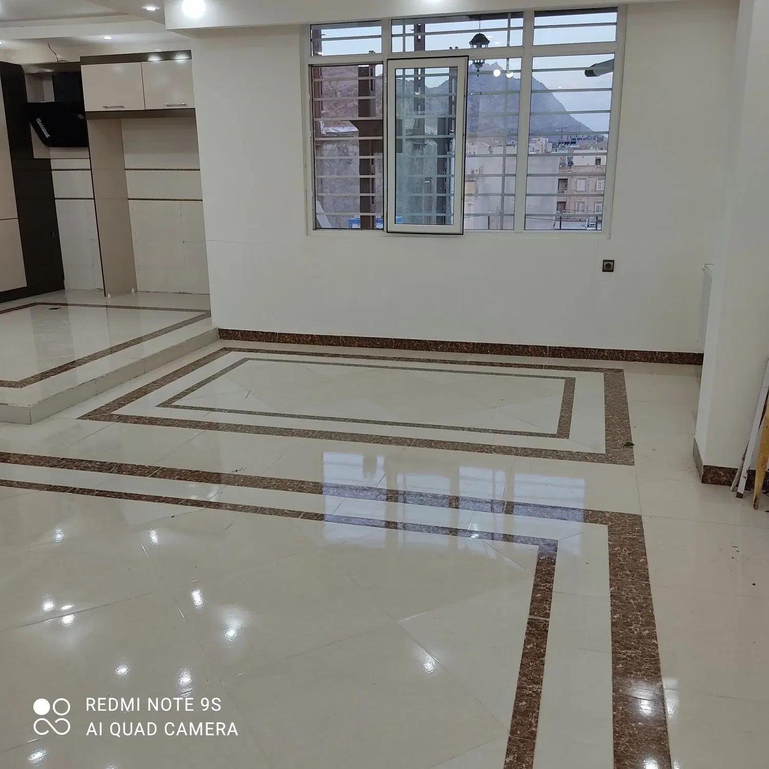 اپارتمان۱۴۵متری در شصت متری پل نه دی پگاه۴(تخلیه)