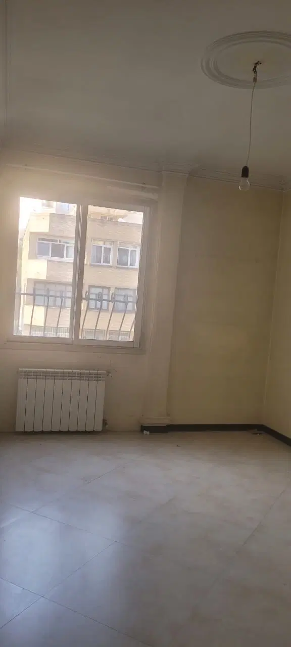 ظفر بلوار آرش ۱۰۵ متر ۲ خواب