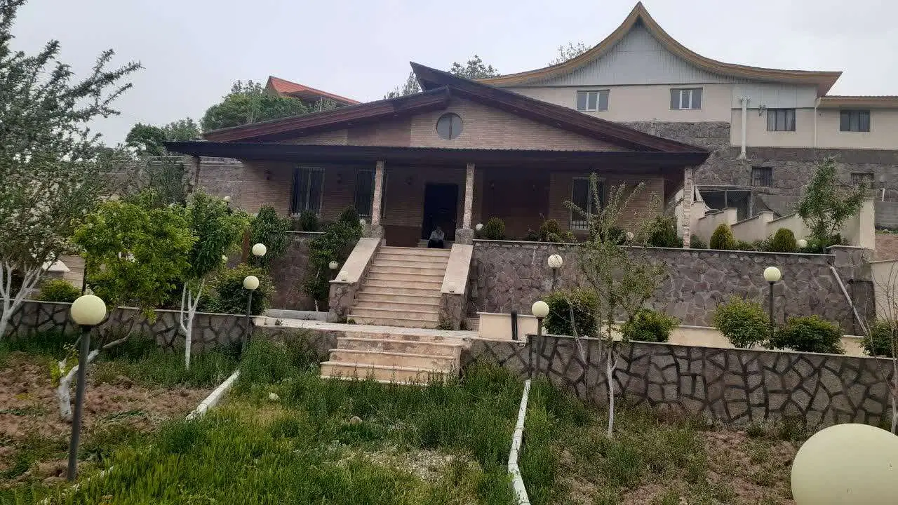 ویلا با استخر و باغ در شهر آبسرد - روستای لومان