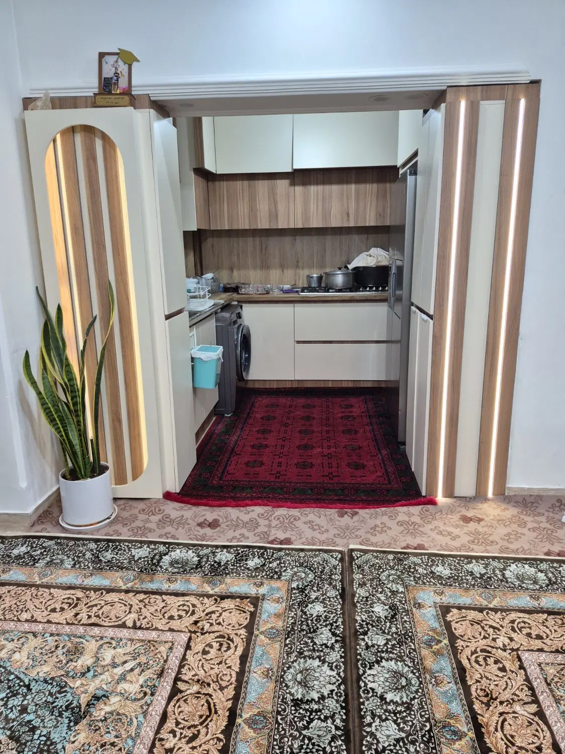 واحد ۵۷ متری بلوار امام خمینی