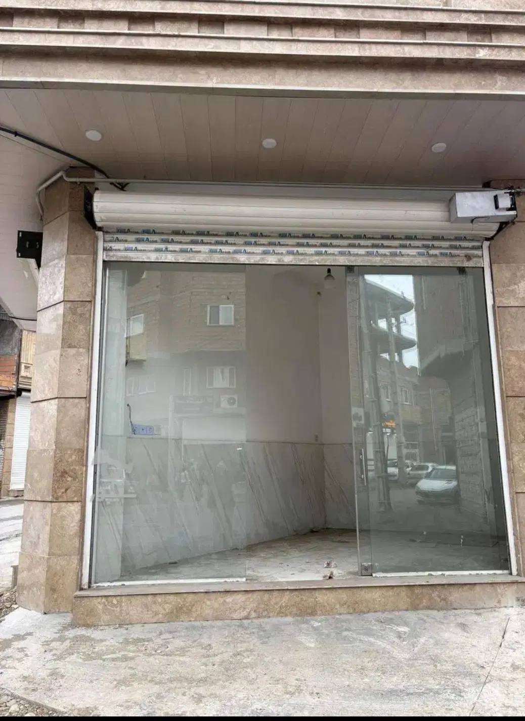 مغازه ۱۲ متری کوی آزادگان