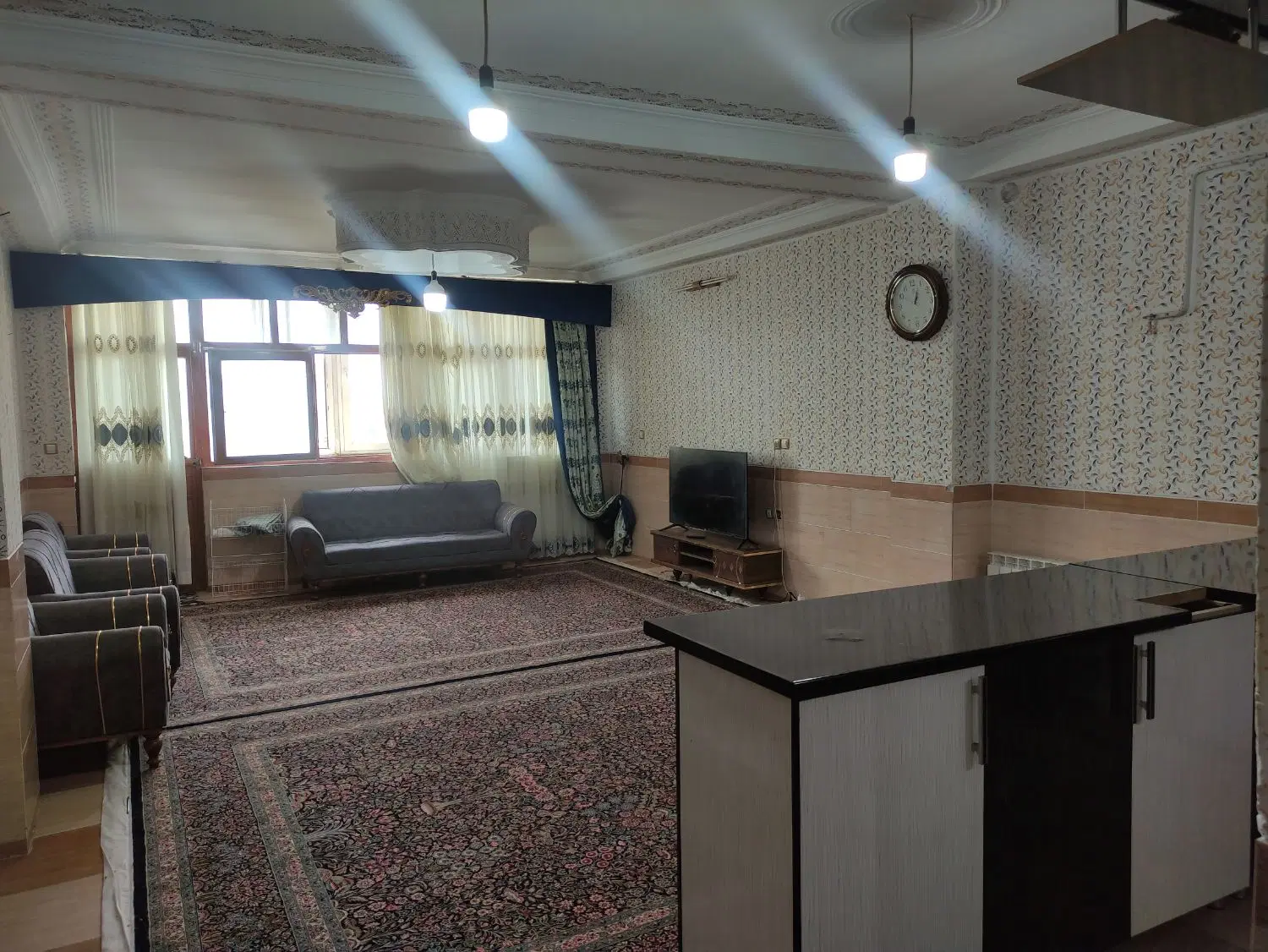 ۱۰۳ متر_۲ خواب_خواجو_صالحی_استقلال