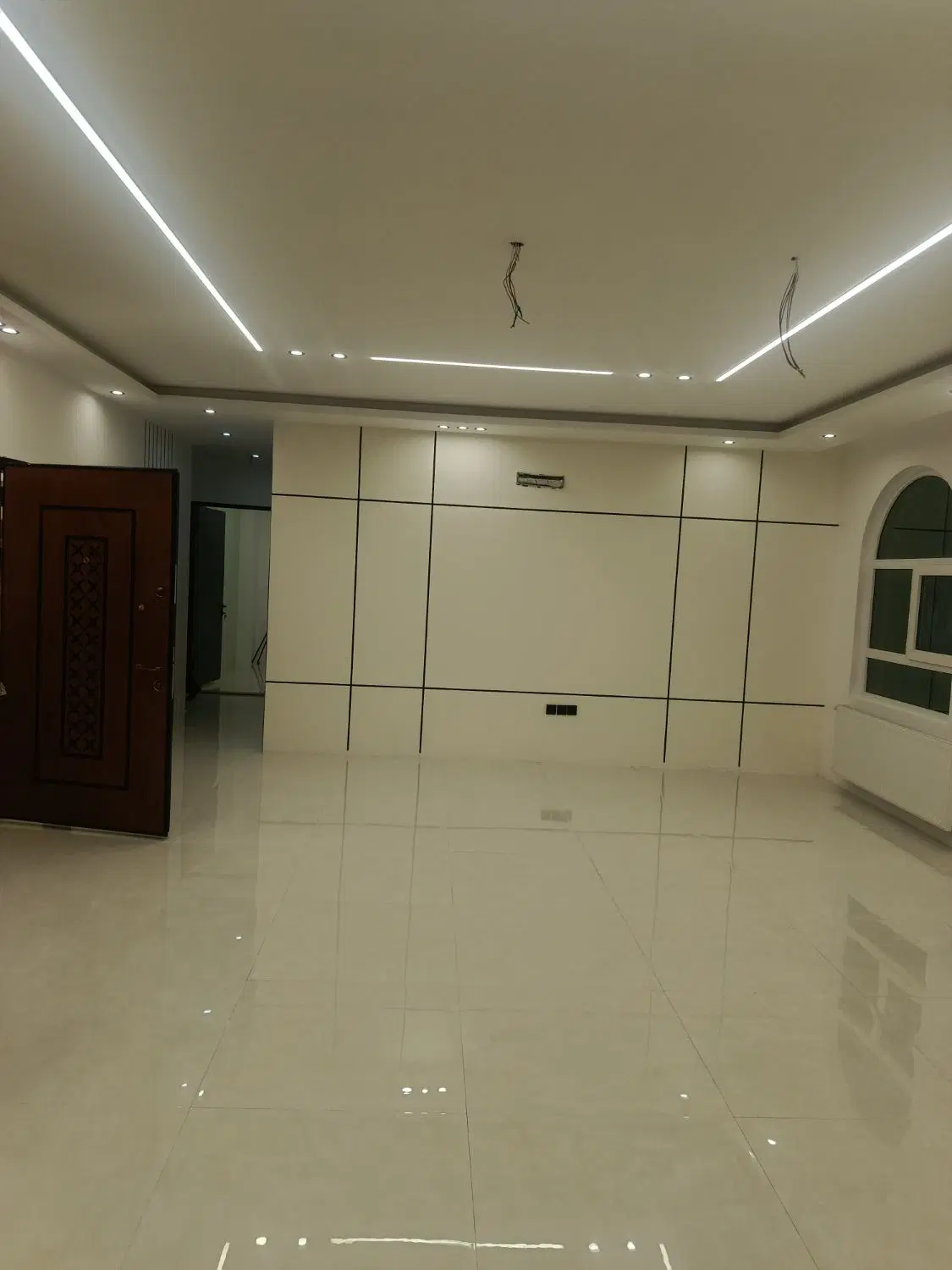115متری کلید نخورده سند دار عمارت مجلل