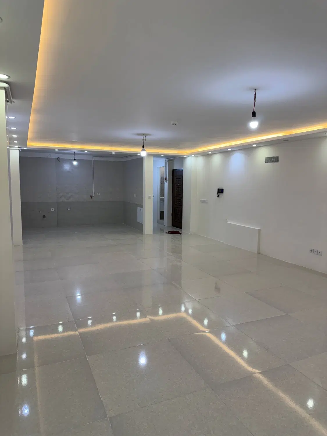 اعتمادیه روبروی پارک پرواز