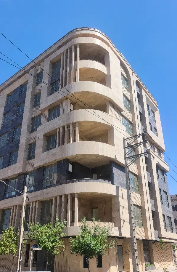 واحد ۱۱۵ متری مدرن و غرق نور