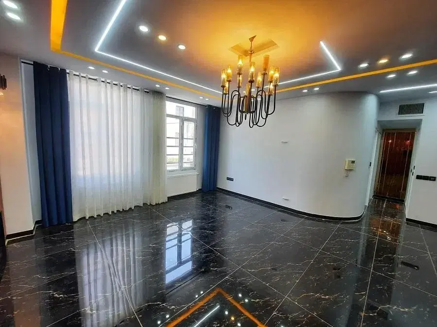 ۶۱مترتکخواب_تراورتن_سالن پرده خور_پارکینگ_سندتکبرگ
