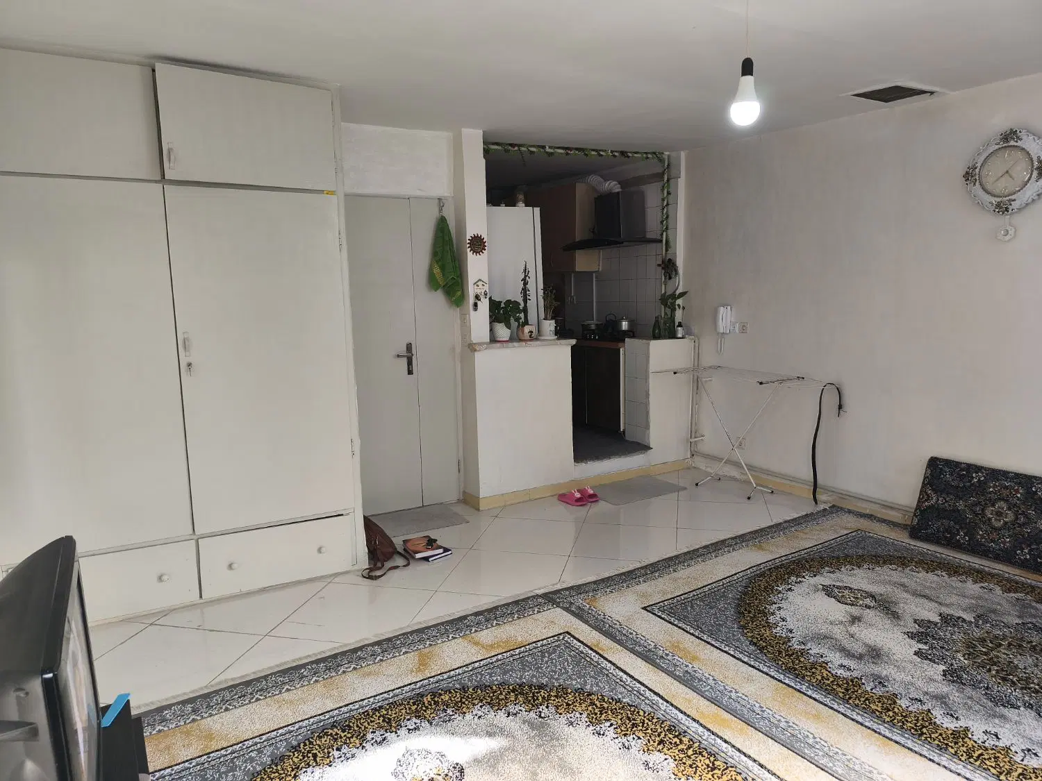 آپارتمان ۴ طبقه به صورت یکجا