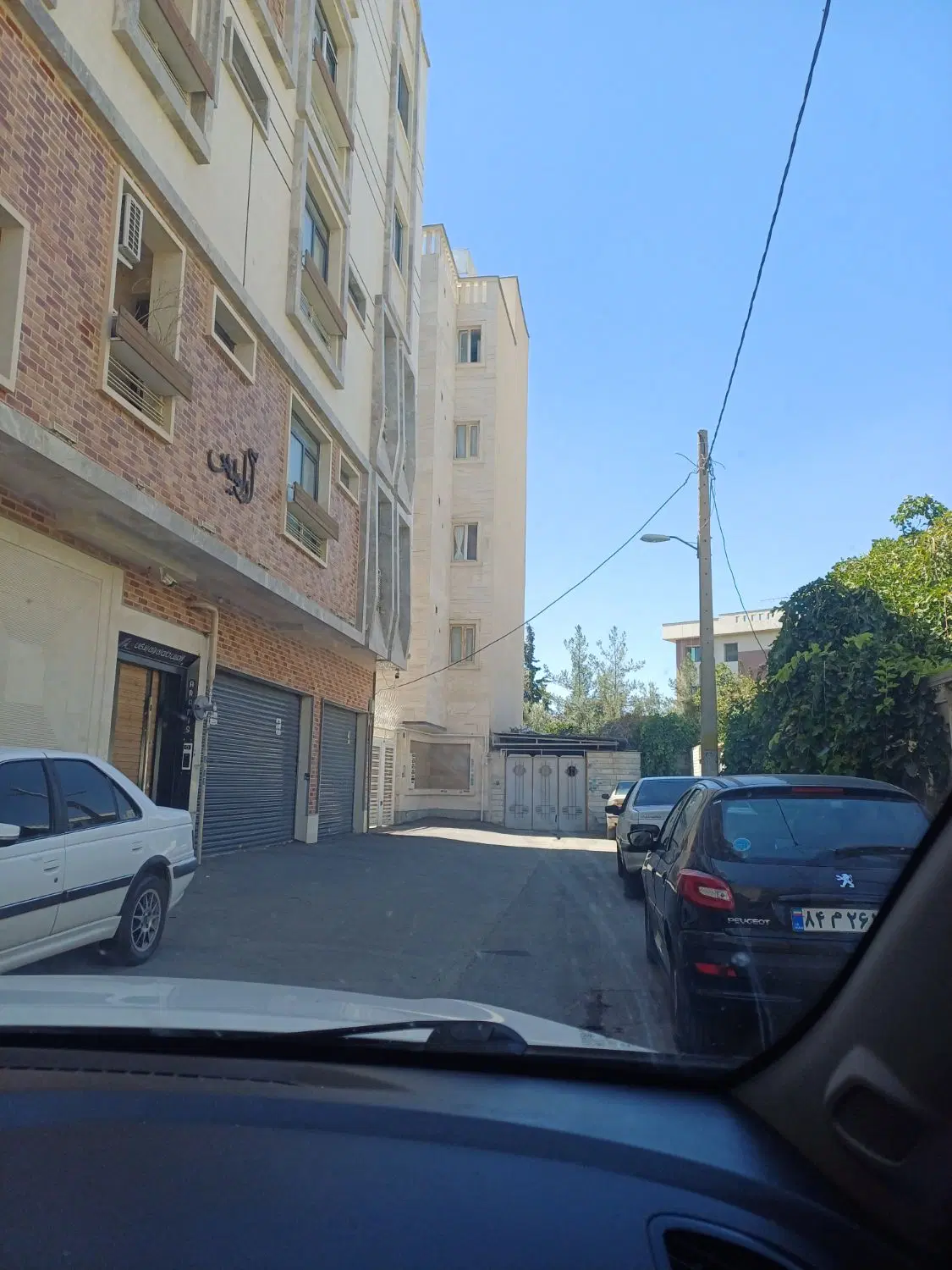 واحد ۶۳ متری در جهانگردی شیراز