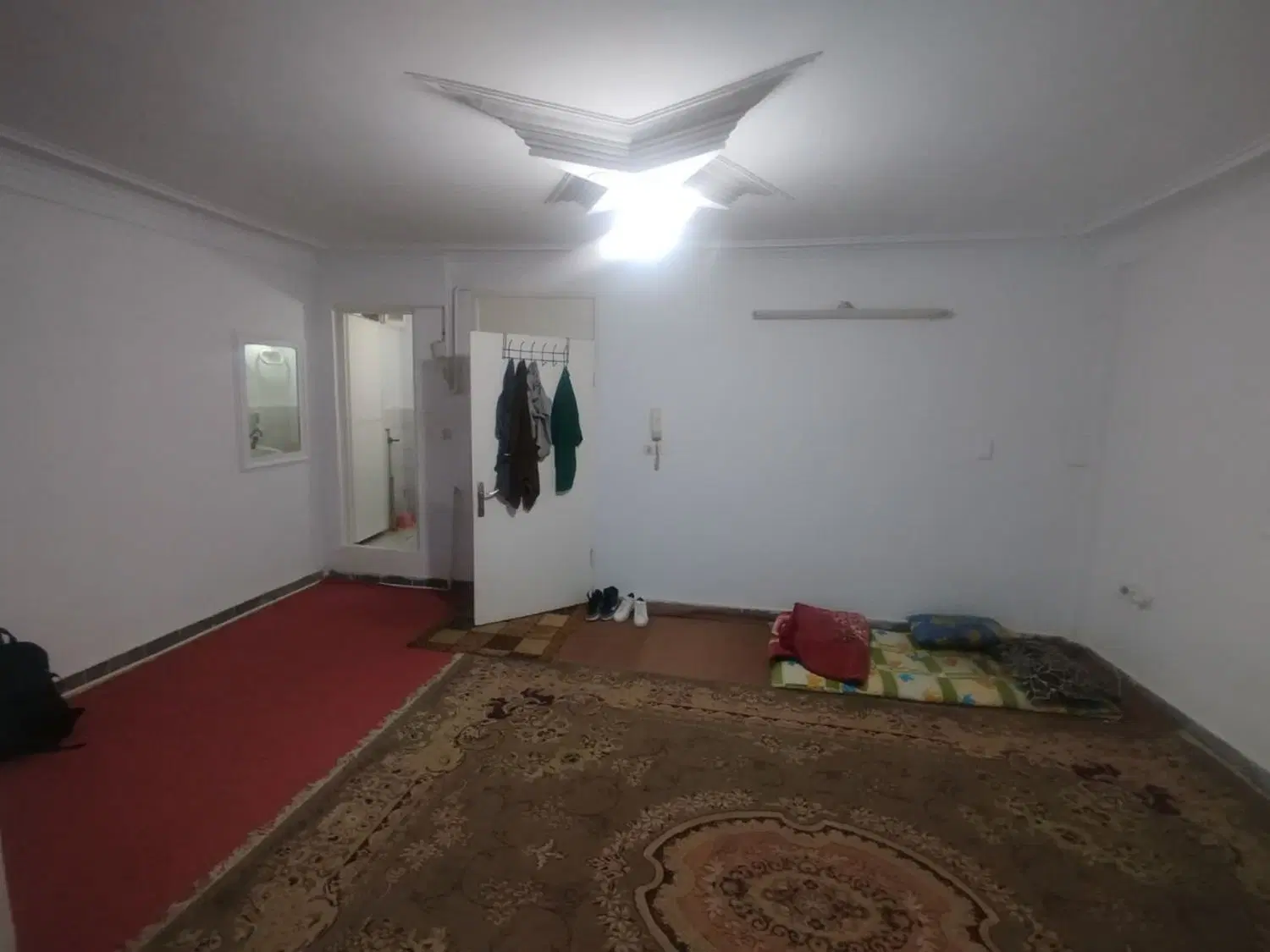 طبقه سوم ۶۰متری