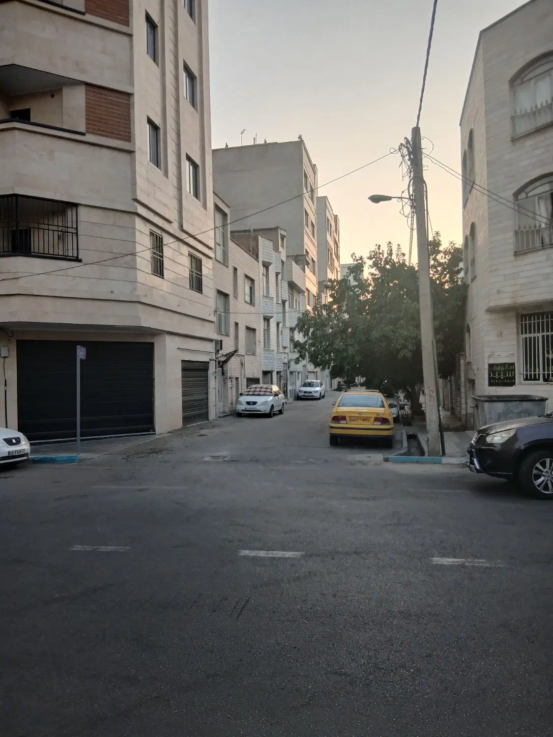 سازنده منطقه ۱۴ نیازمندیم ۳۸۰ متری دو نبش