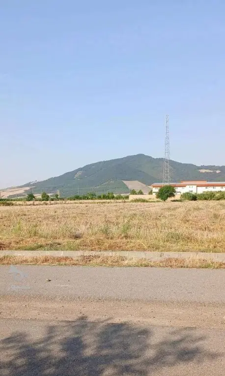 زمین مسکونی