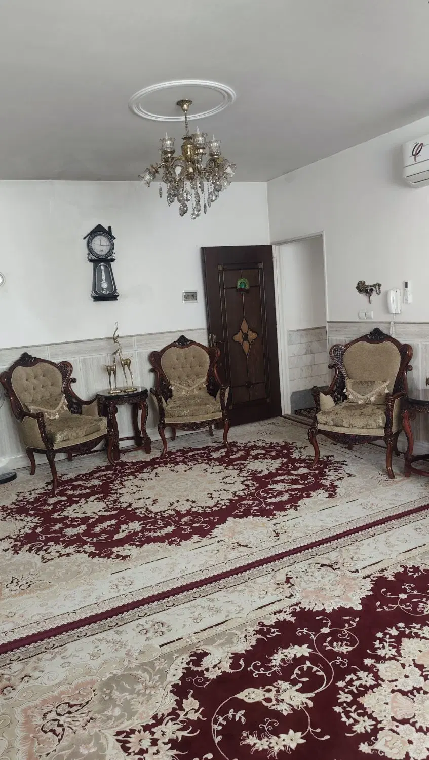 خانه ۳ طبقه