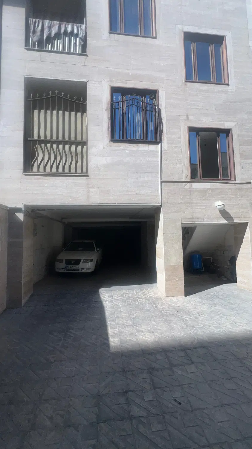 واحد 80 متری دو خوابه بهاران