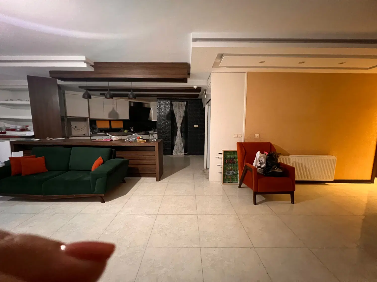 آپارتمان خیابان ماه فرخی