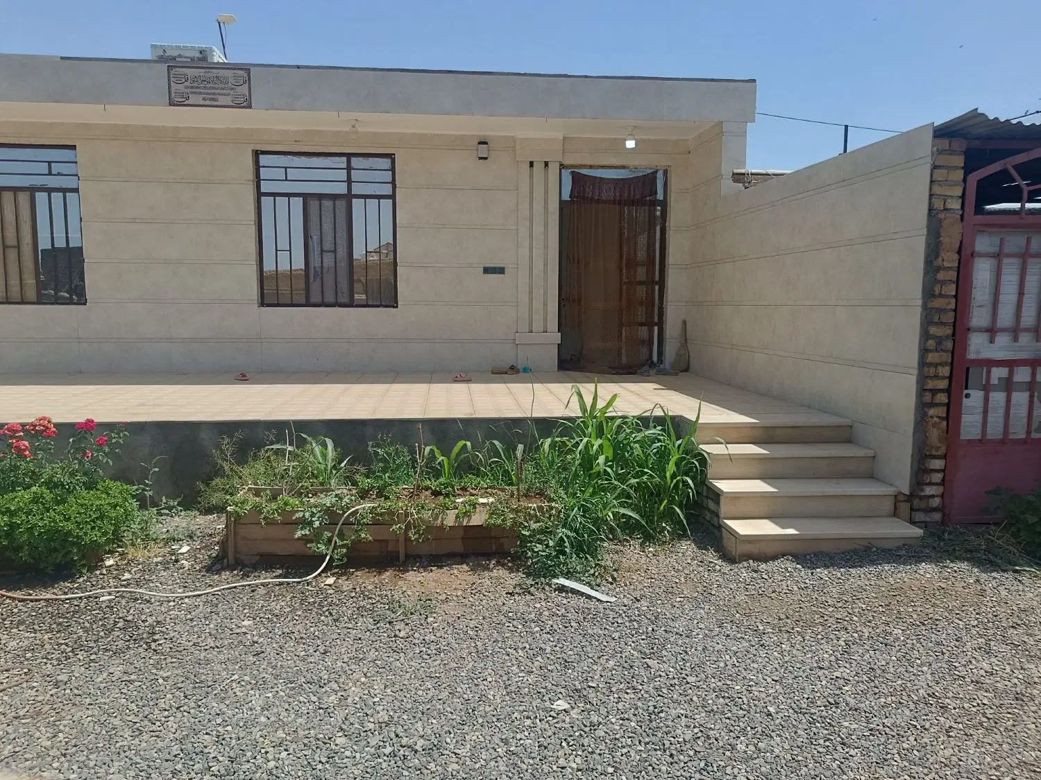 منزل ویلایی سنددار