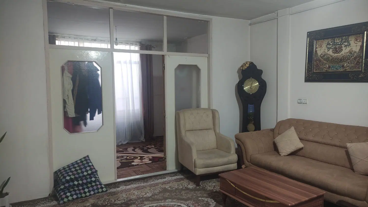 اجاره ۷۰ متری مفتخ طبقه اول