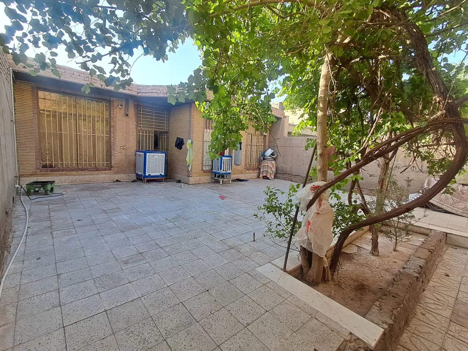 فروش منزل همکف ۱۰ قصب