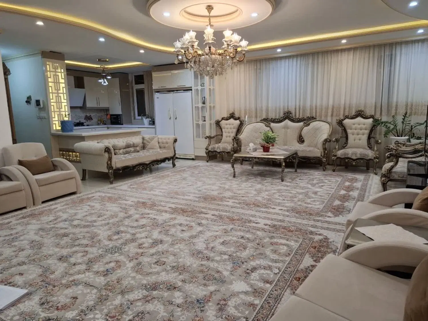 آپارتمان ۱۰۰ متری محسنی