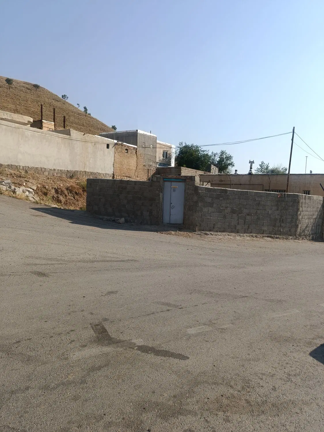 زمین مسکونی تجاری در اسپیران