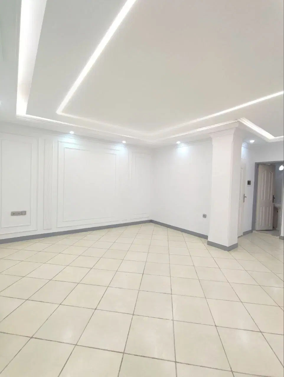 اپارتمان 90متری دوخوابه