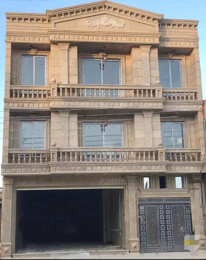 رهن و اجاره طبقه اول پارکینگ دار خیابان حر