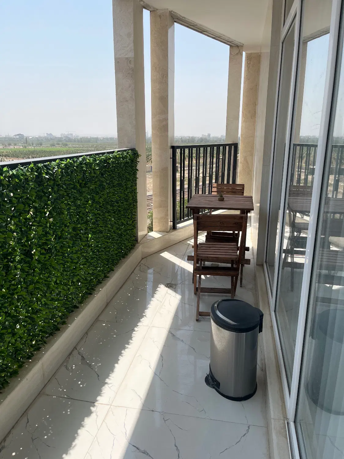 آپارتمان ۱۰۰ متری