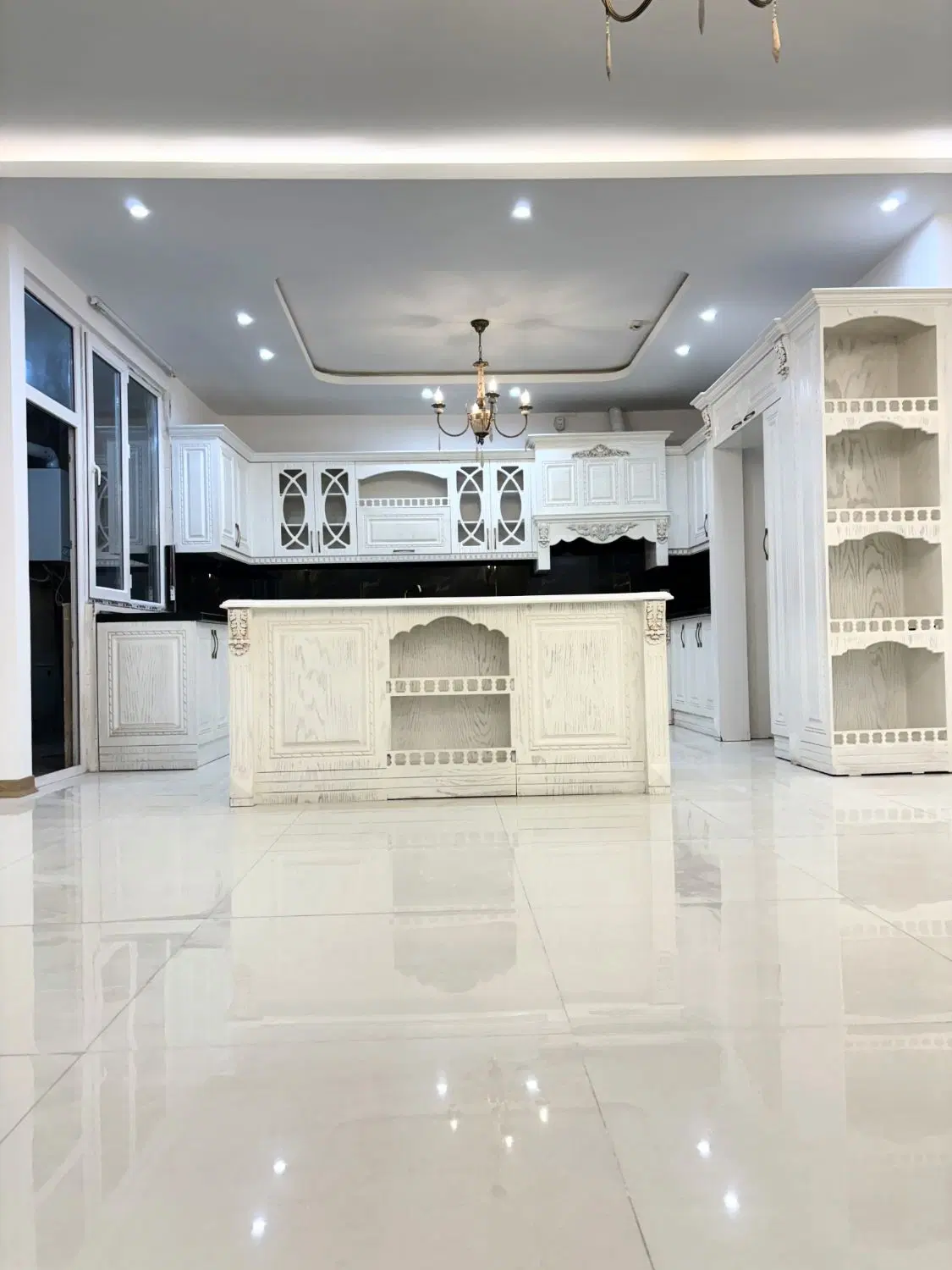 153متر*تک واحدی*سندآماده*نما مشاعات قوی