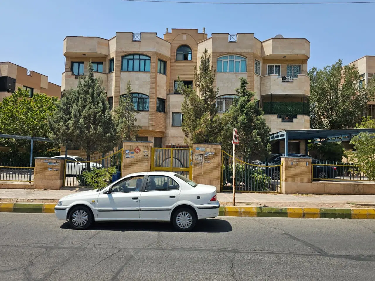 اجاره آپارتمان سه خوابه فاز دو