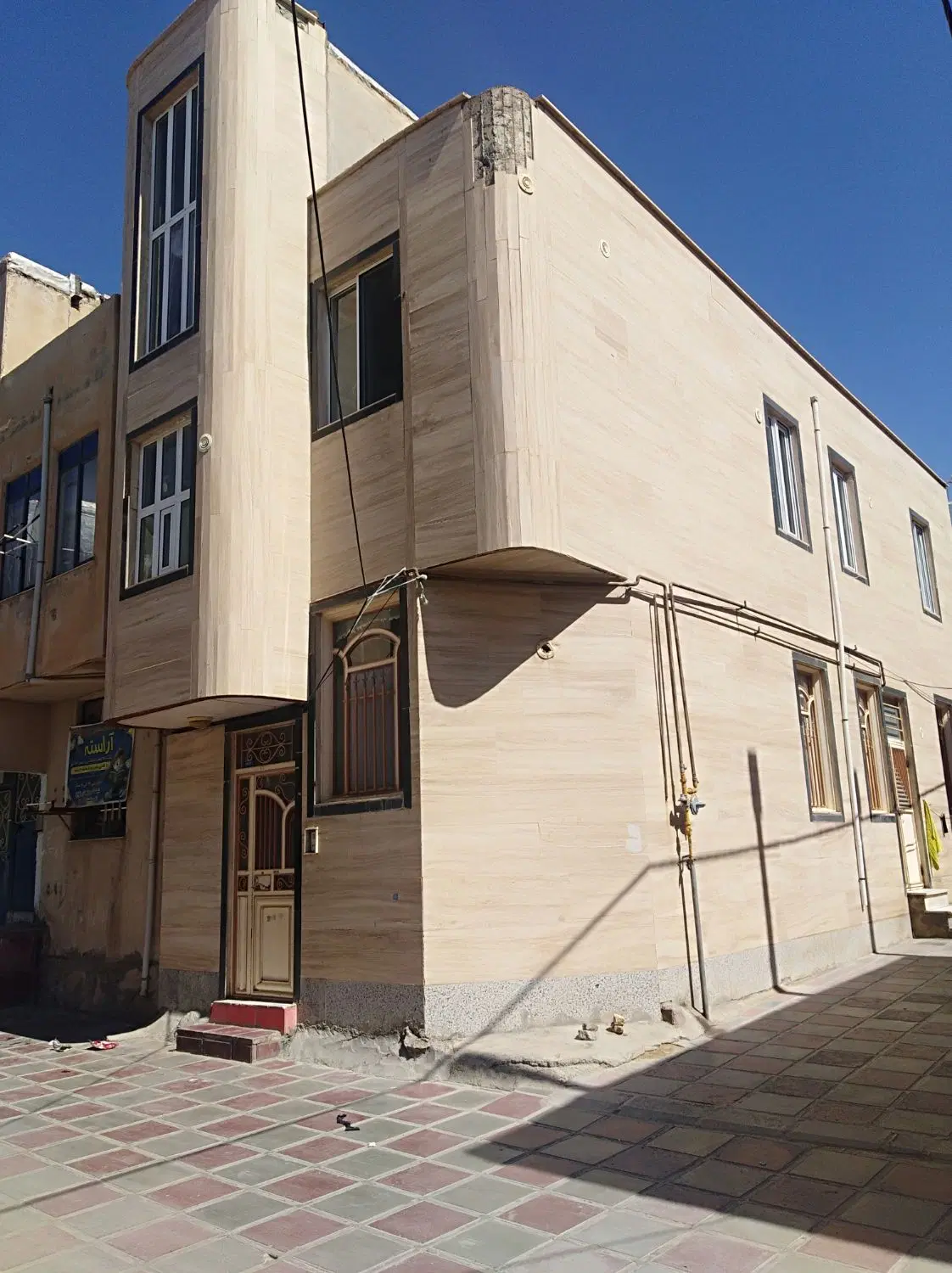 فروش ۲ طبقه منزل مسکونی