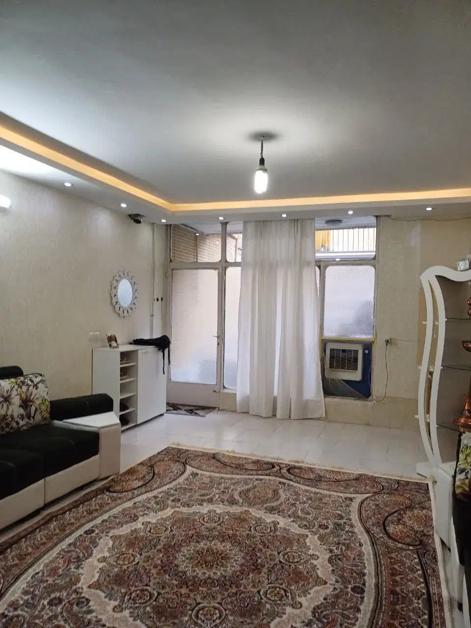 آپارتمان دوخوابه همکف