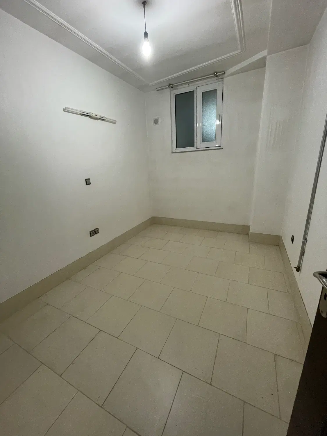 اجاره تک واحدی بلوار مطهری