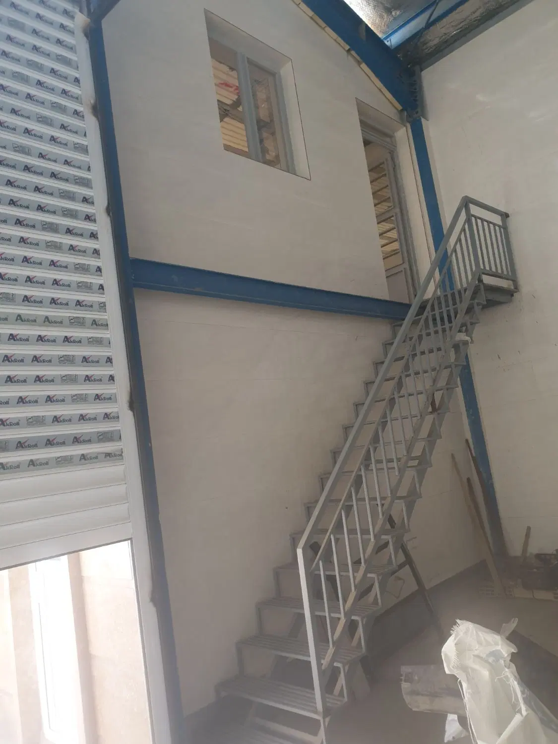 سوله ۲۵۰ متری با ۶۰ متر بالکن در شهرک صنعتی