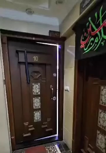 آپارتمان خیابان تختی