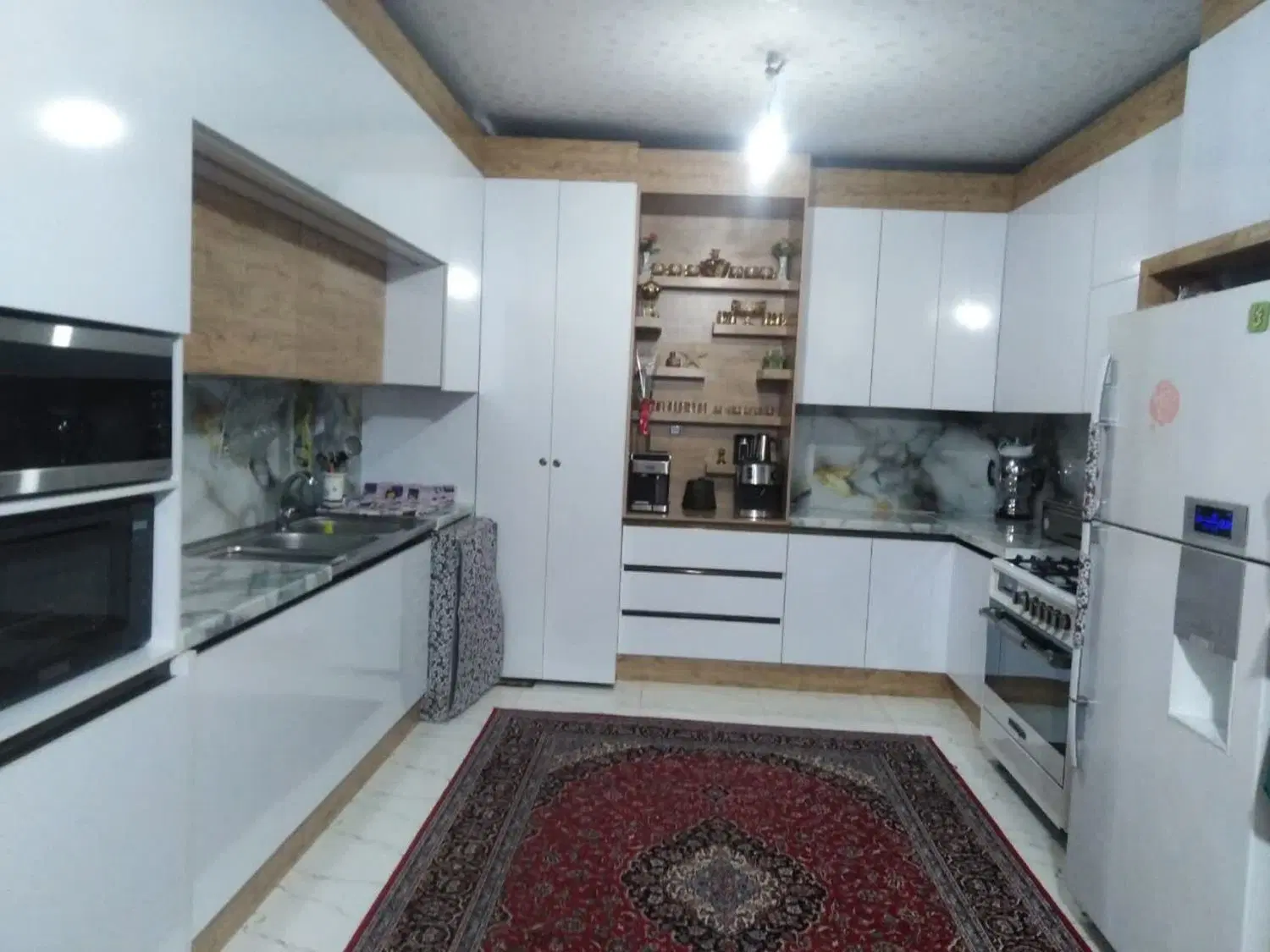 منزل ویلایی درب حیاط 105متری فول بازسازی