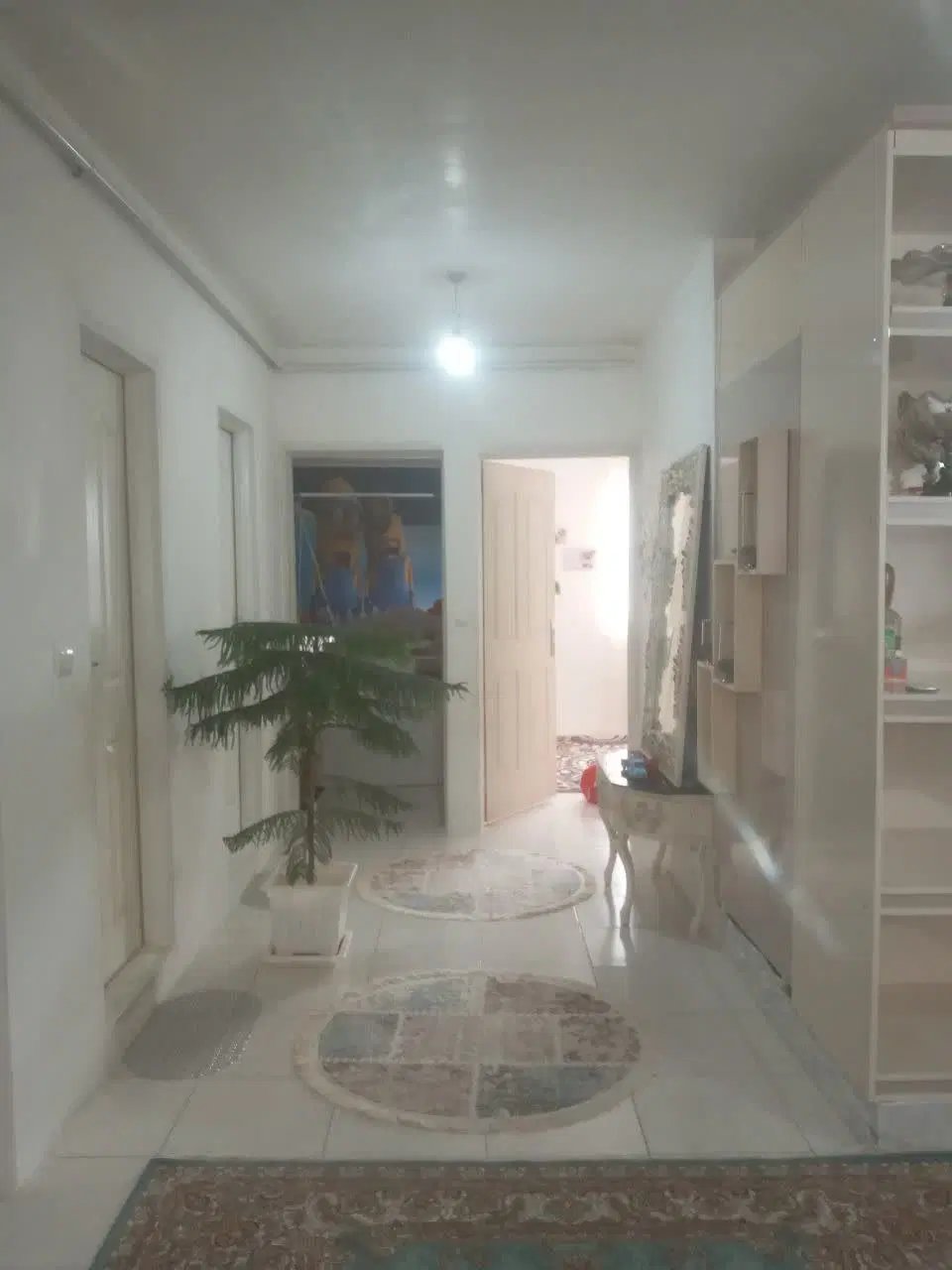 واحد ۷۸ متری نیایش