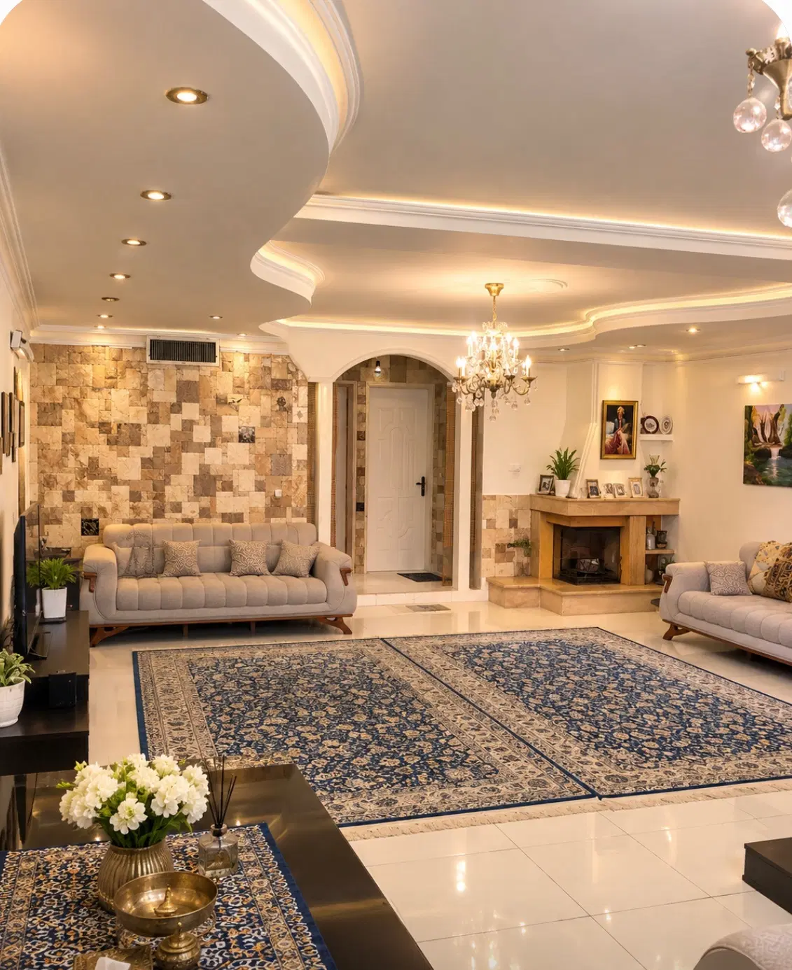 93‌ متر دو نبش تراس دار