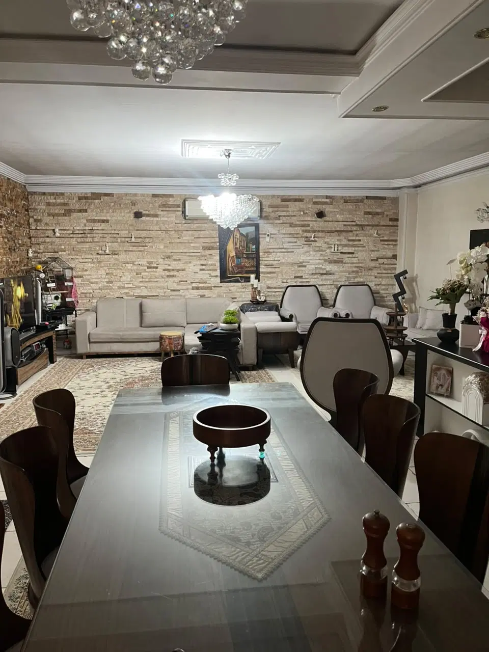 فروَ آپارتمان ۴ طبقه تک واحدی واحد ۴