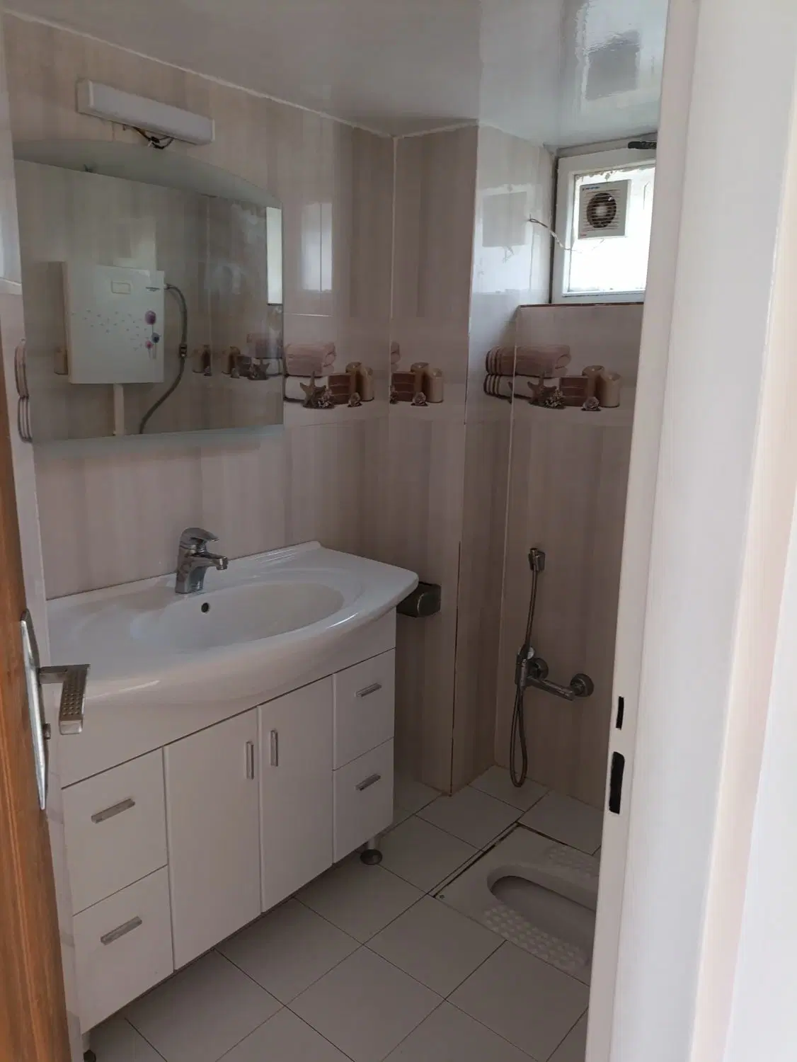 زعفرانیه ۱۲۰ متر ۲خواب تاپ لوکیشن