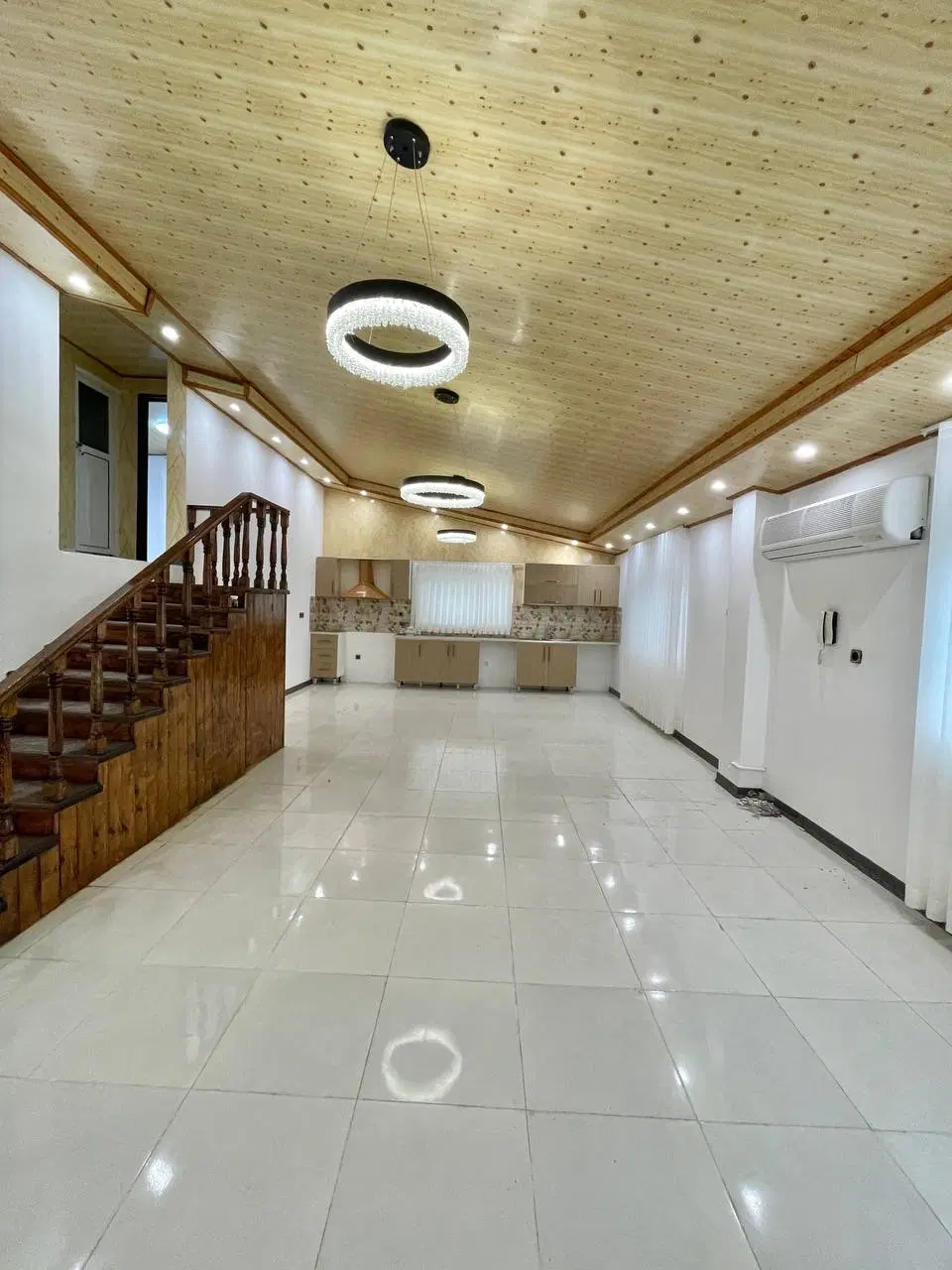 ویلاباغچه نمارومی_کوچه باغی و سرسبز