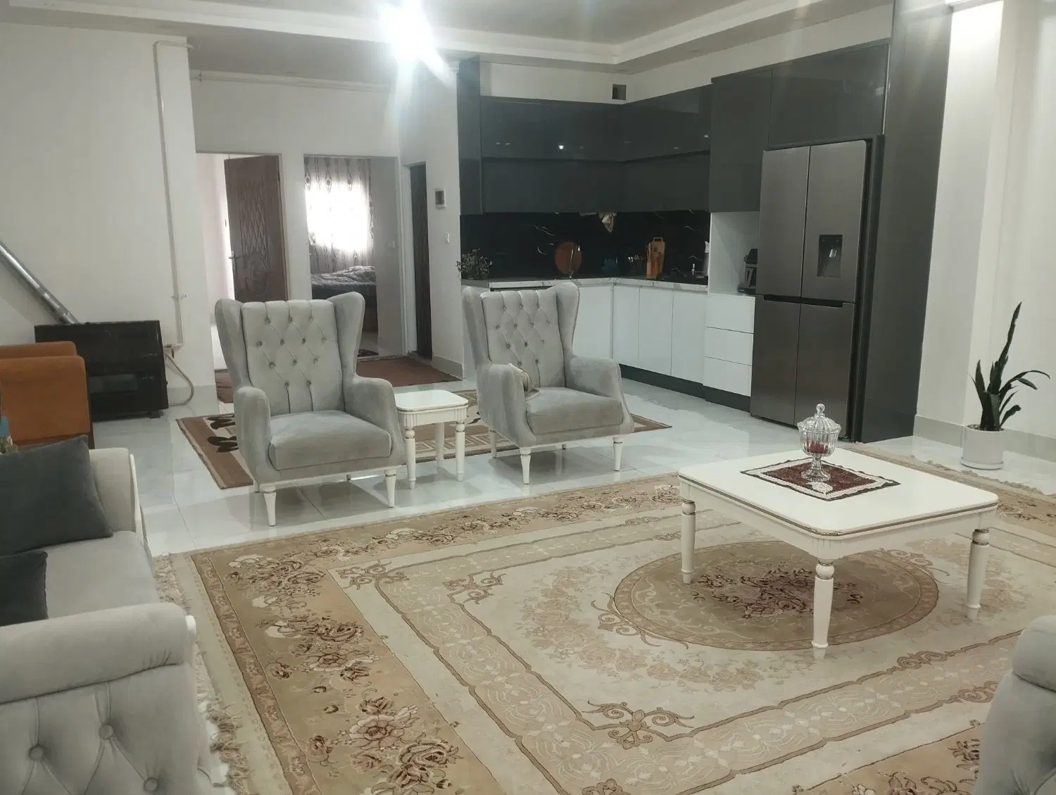 فروش آپارتمان نوساز در مجتمع خصوصی ۳ واحدی