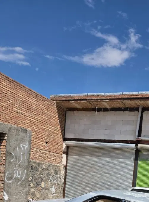زمین مسکونی ۱۴۰