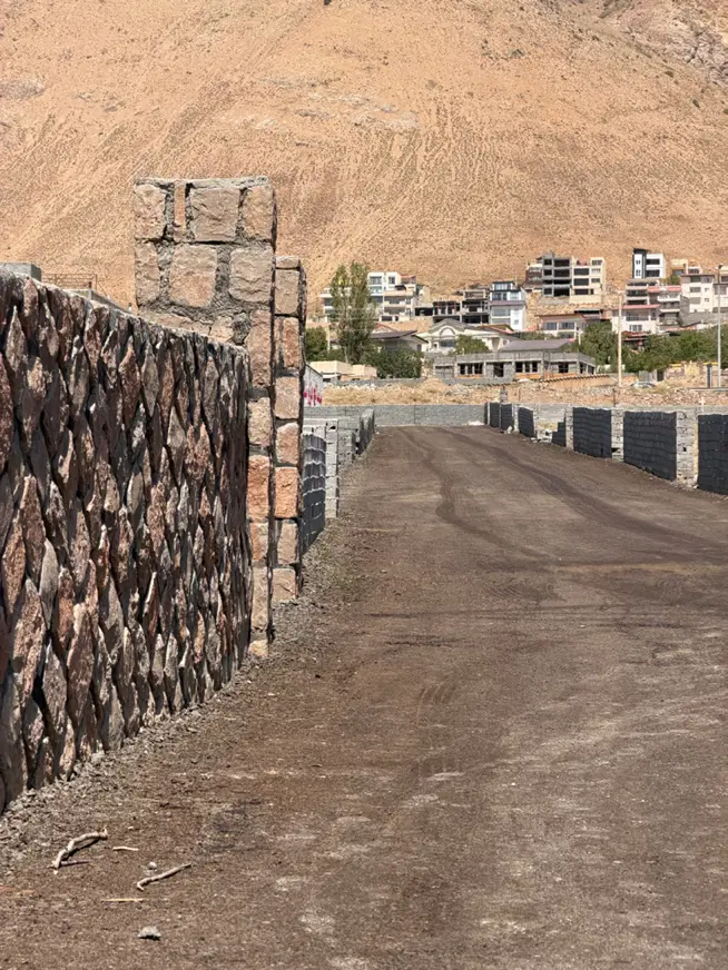 ۲۰۰ متر زمین در جابان