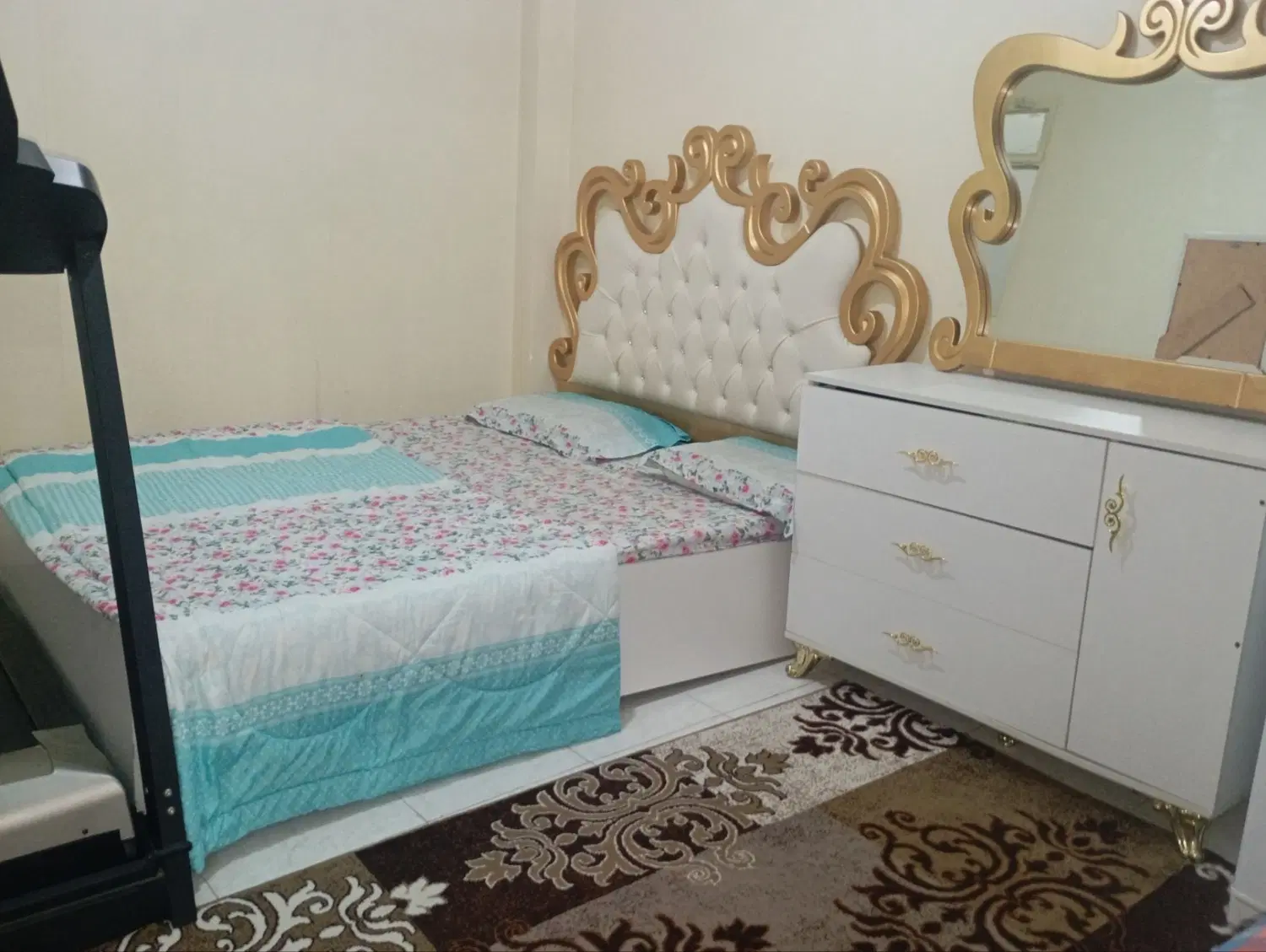 80 متر در خیابان کاشانی