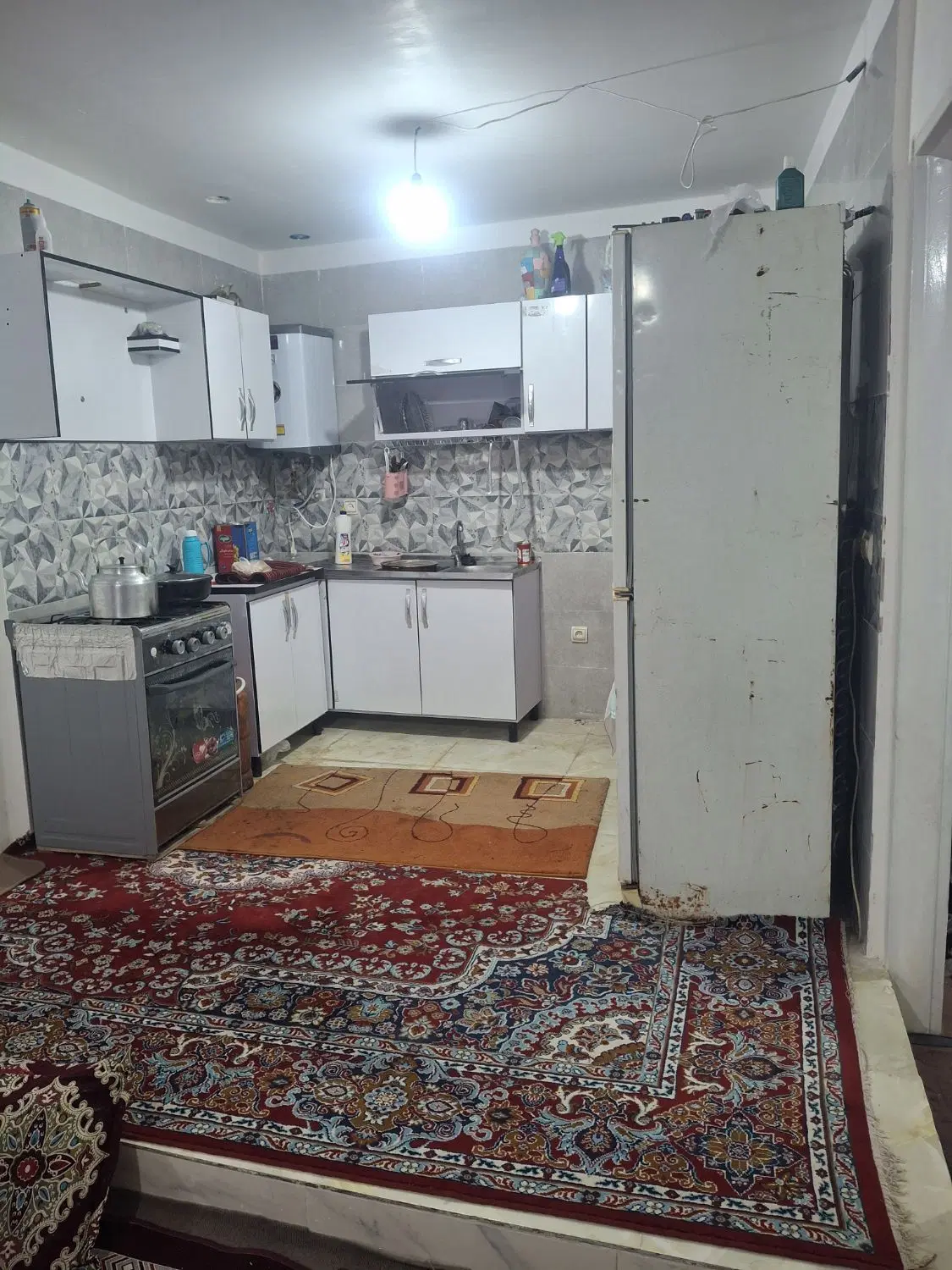 فروش یک واحد ساختمانی